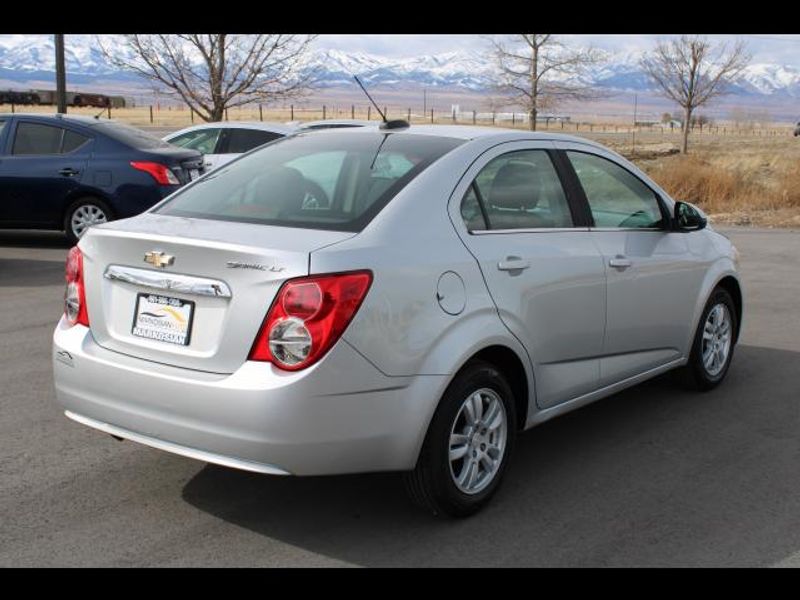 2016 Chevrolet Sonic Sedan 4D LT 1.8L I4 Auto