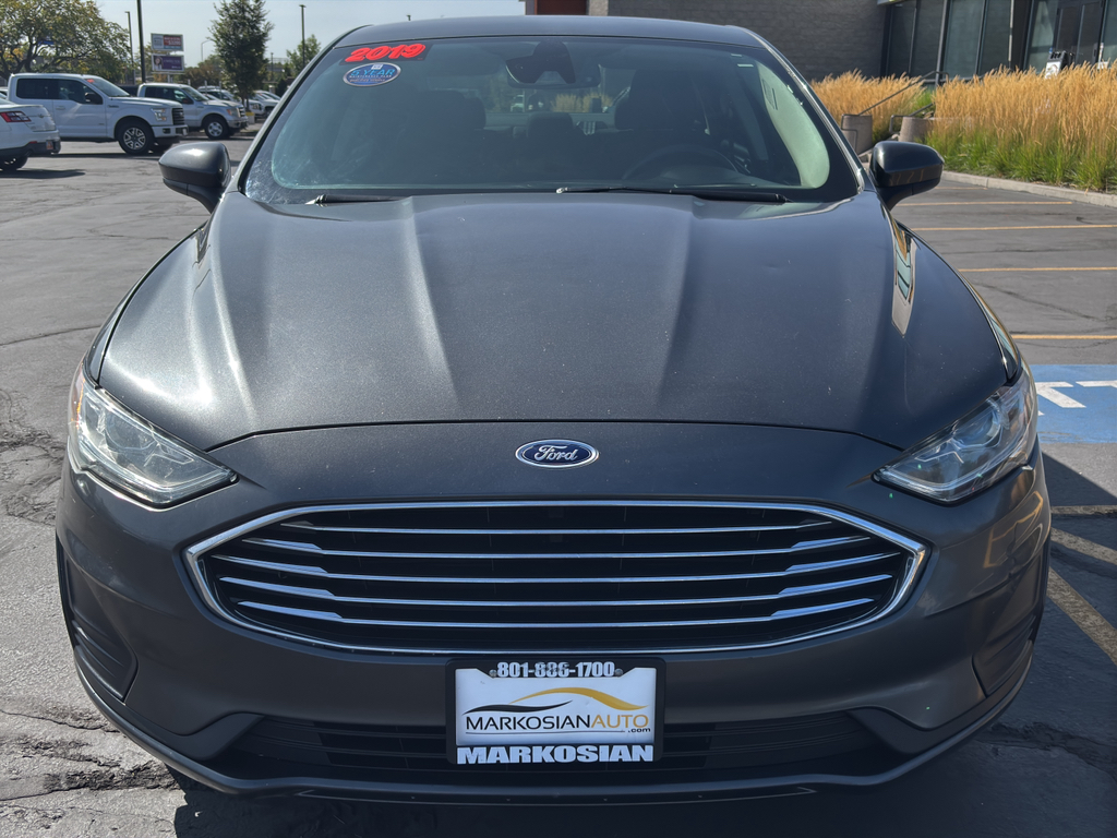 2019 Ford Fusion Sedan 4D SE AWD 2.0L I4 Turbo