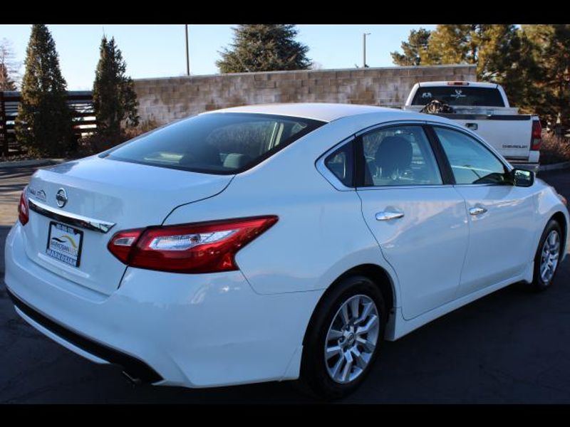 2016 Nissan Altima Sedan