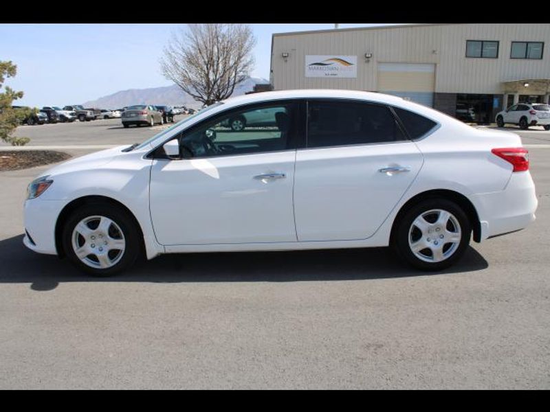 2016 Nissan Sentra Sedan 4D S 1.8L I4