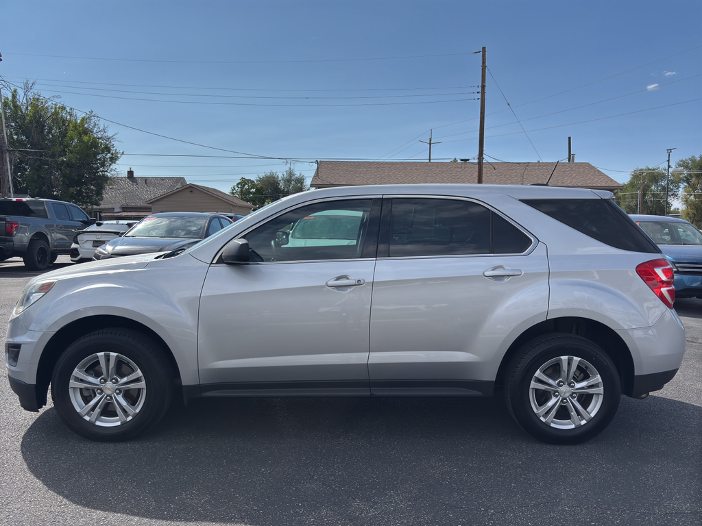 2017 Chevrolet Equinox LS Sport Utility 4D