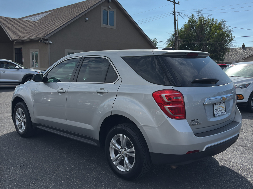 2017 Chevrolet Equinox LS Sport Utility 4D