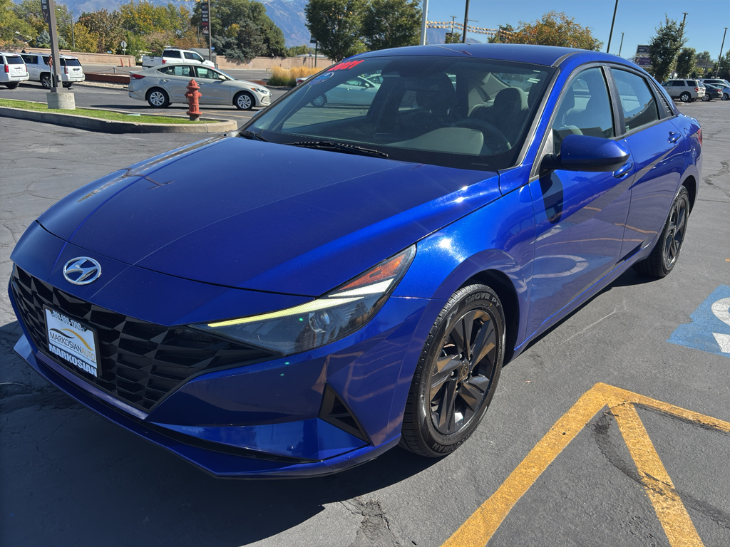 2021 Hyundai Elantra SEL Sedan 4D