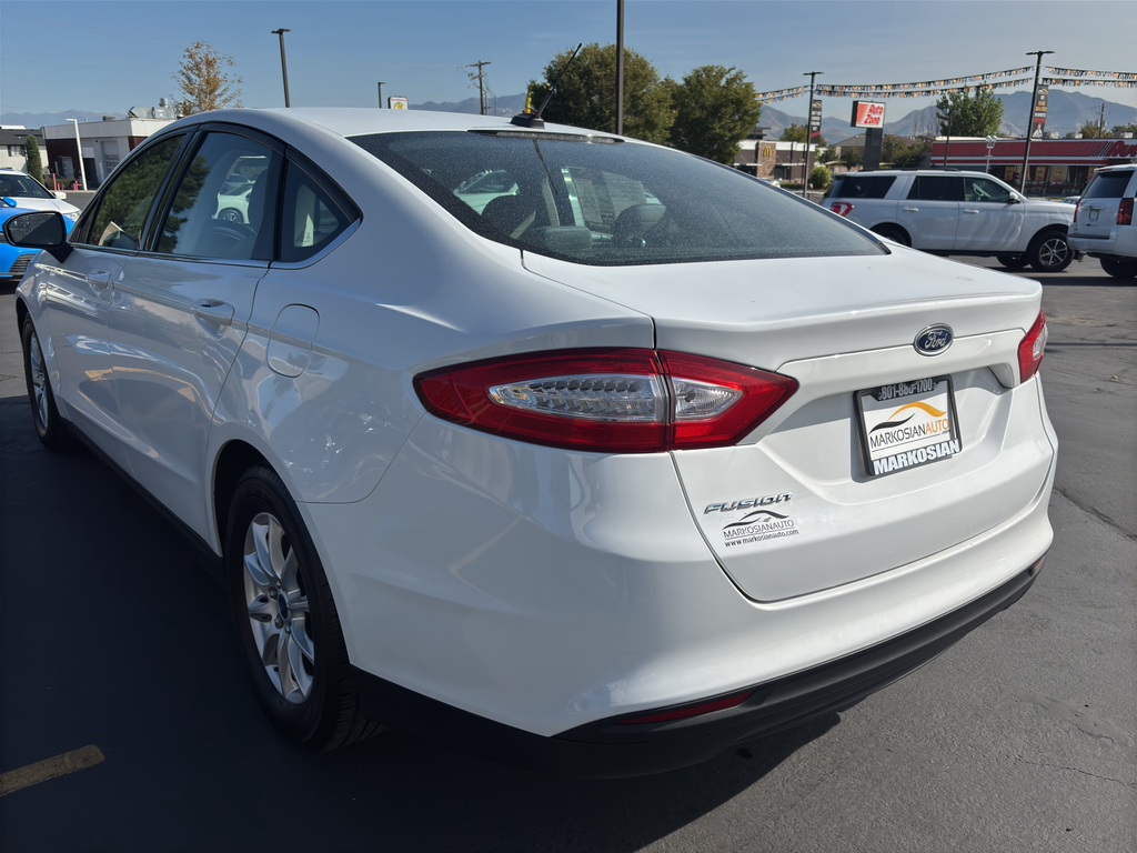 2015 Ford Fusion S Sedan 4D