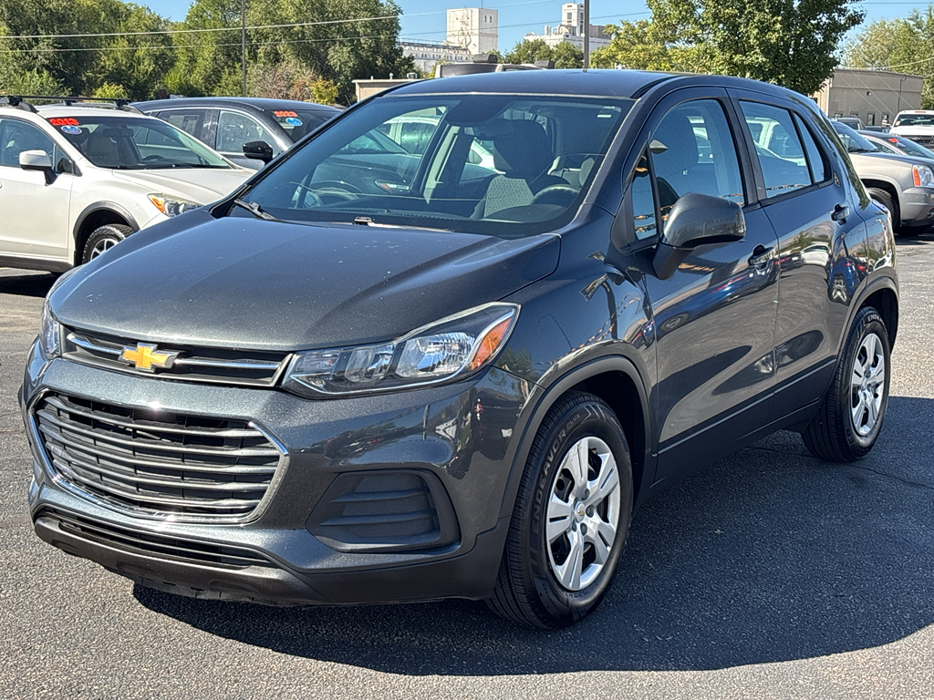 2019 Chevrolet Trax LS Sport Utility 4D