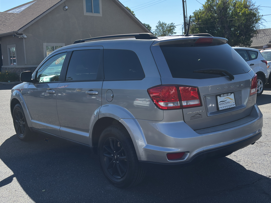 2019 Dodge Journey SE Sport Utility 4D