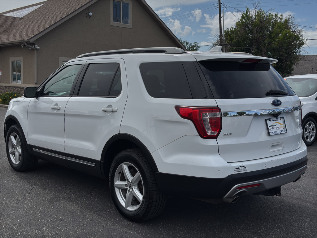 2017 Ford Explorer XLT Sport Utility 4D