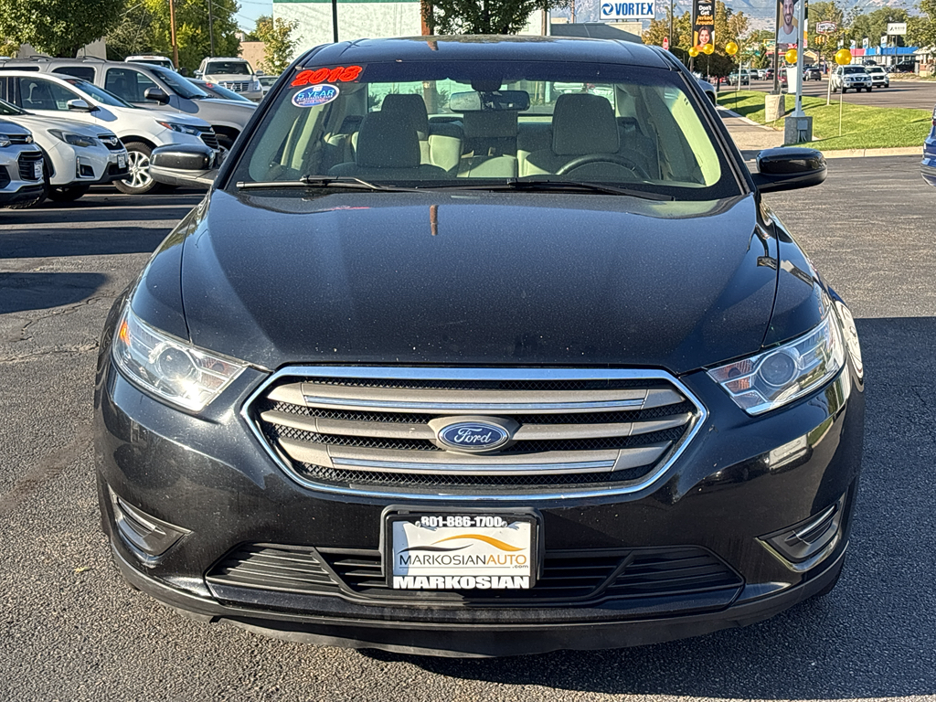 2018 Ford Taurus SEL Sedan 4D