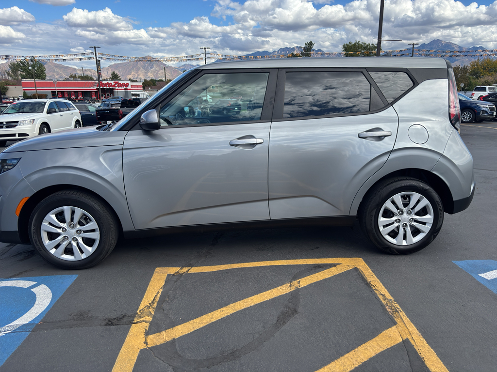 2023 Kia Soul LX Wagon 4D