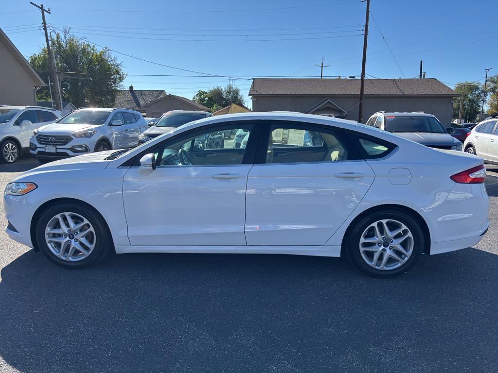 2016 Ford Fusion SE Sedan 4D