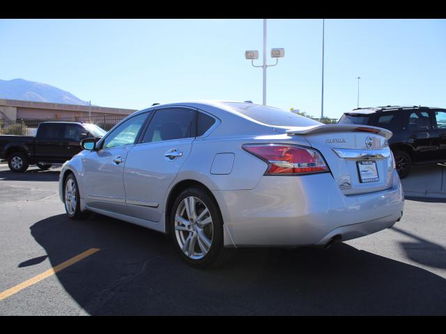 2015 Nissan Altima Sedan 4D SL 3.5L V6