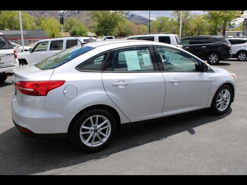 2015 Ford Focus Sedan 4D SE 2.0L I4
