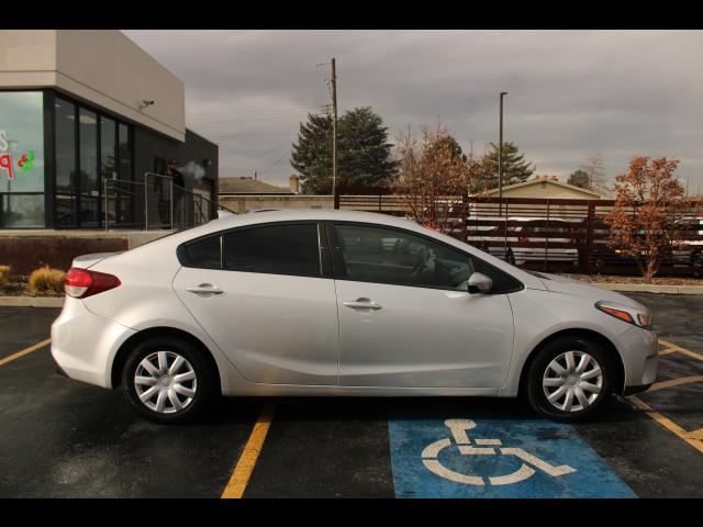 2017 Kia Forte Sedan 4D LX 2.0L I4