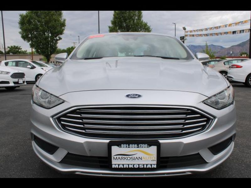 2018 Ford Fusion Sedan 4D SE 2.5L I4