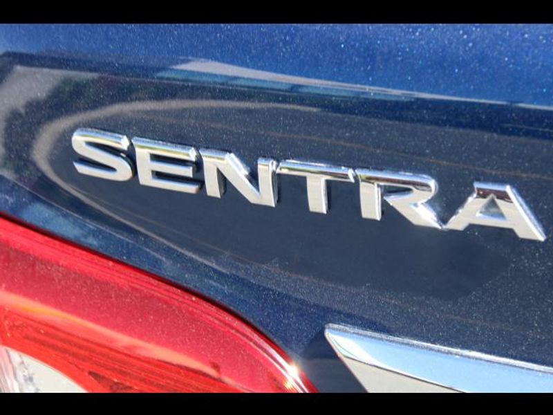 2017 Nissan Sentra Sedan 4D SL 1.8L I4