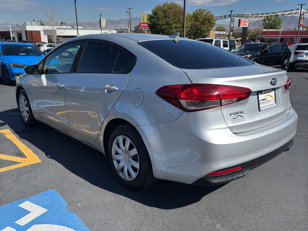 2017 Kia Forte Sedan 4D LX 2.0L I4