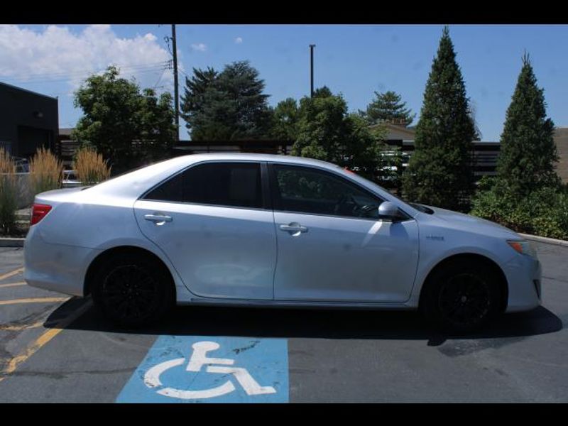 2014 Toyota Camry Sedan