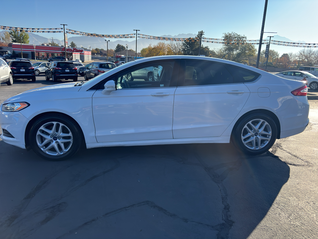 2014 Ford Fusion SE Sedan 4D