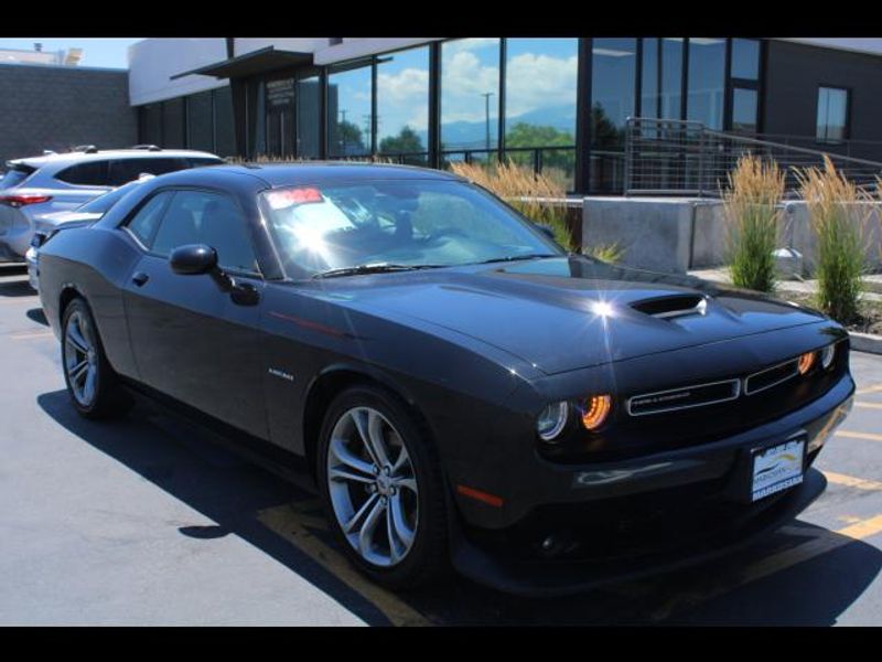 2022 Dodge Challenger Coupe 2D R/T 5.7L V8