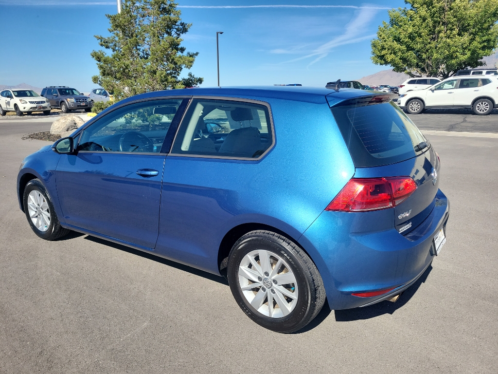 2015 Volkswagen Golf Hatchback 2D Launch Edition 1.