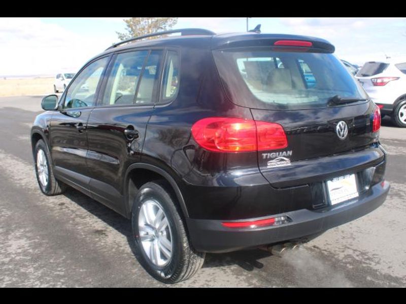 2017 Volkswagen Tiguan Limited Utility 4D AWD 2.0L I4 Turbo