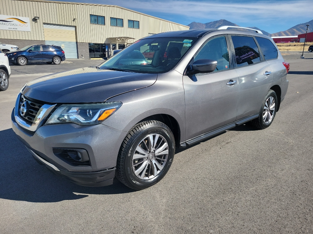 2019 Nissan Pathfinder SV Sport Utility 4D