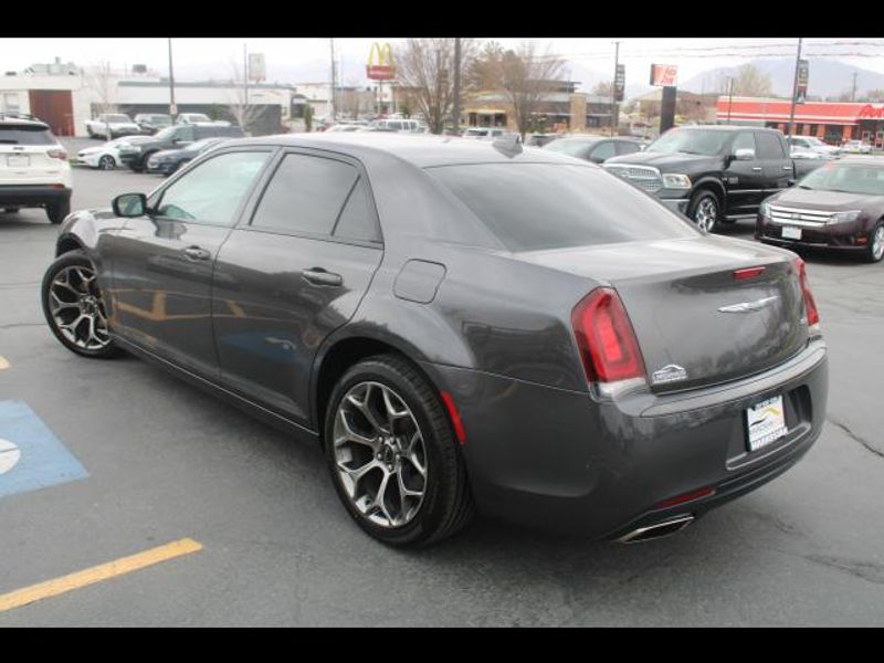 2018 Chrysler 300 Sedan 4D Touring 3.6L V6
