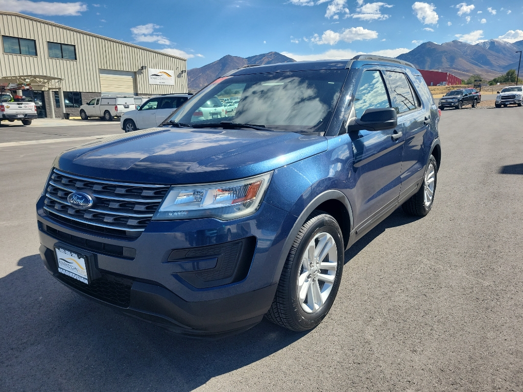 2017 Ford Explorer SUV