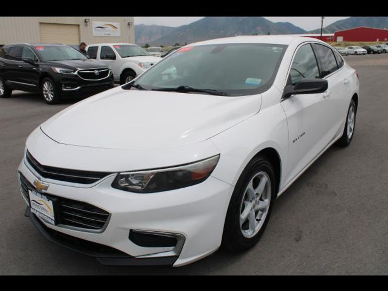 2016 Chevrolet Malibu LS Sedan 4D