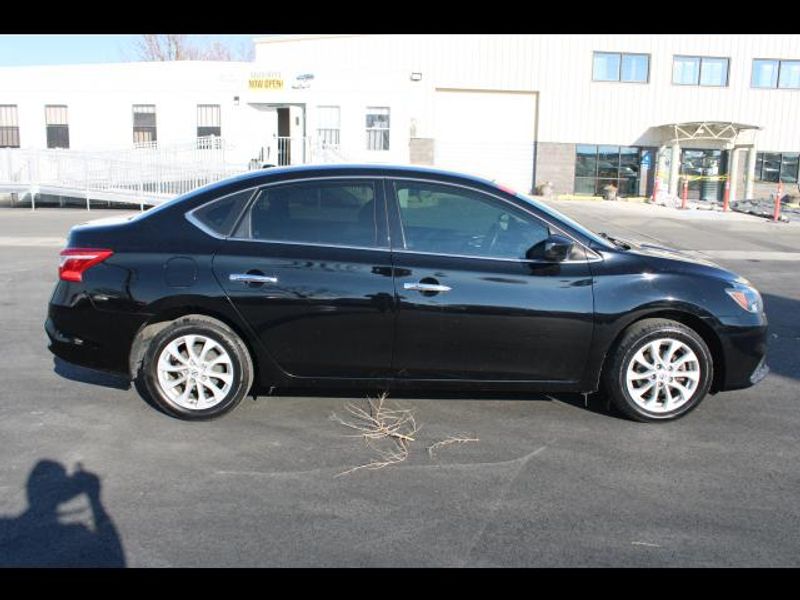 2018 Nissan Sentra car