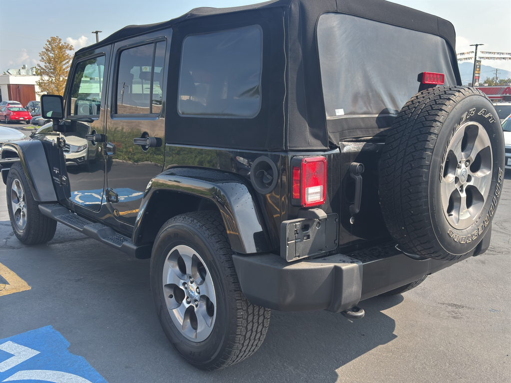 2017 Jeep Wrangler Unlimited Sahara Sport Utility 4D