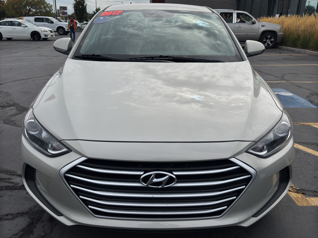 2017 Hyundai Elantra SE Sedan 4D