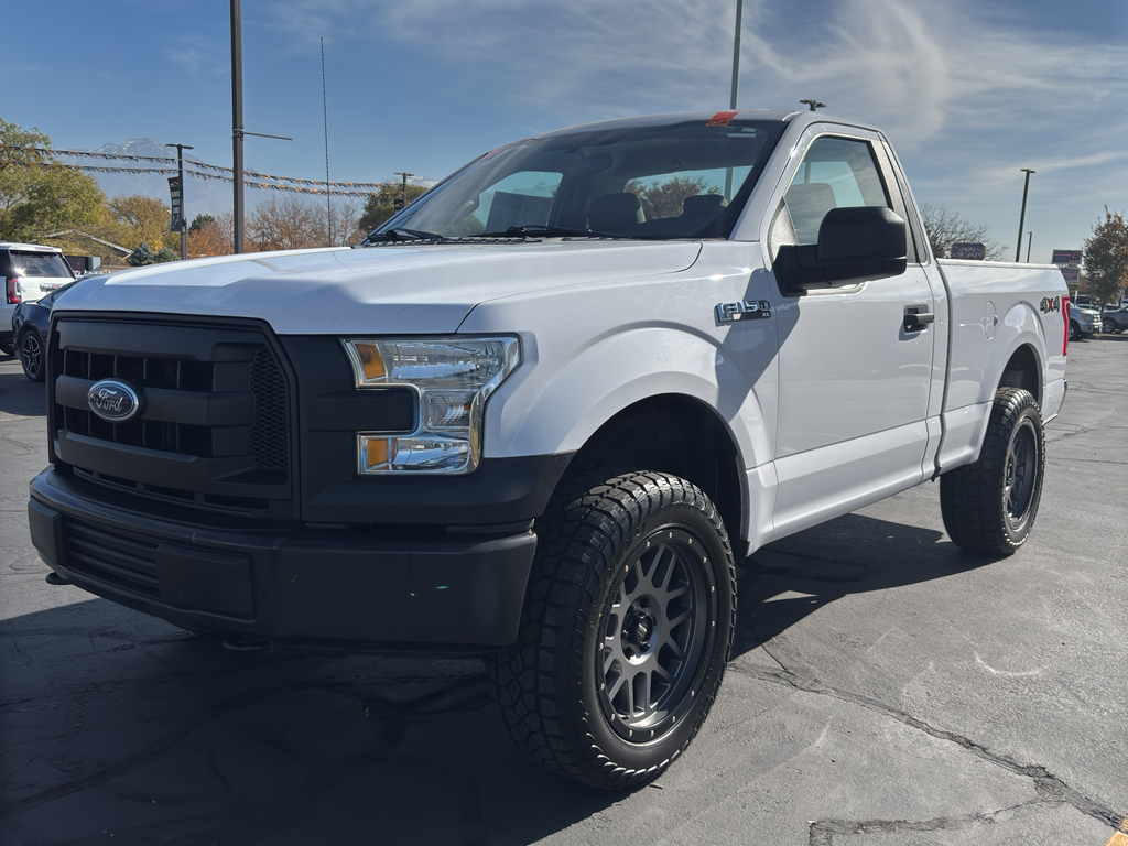 2015 Ford F150 Regular Cab XL Pickup 2D 6 1/2 ft