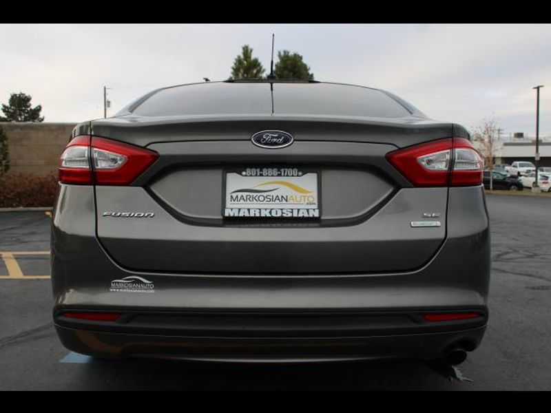 2014 Ford Fusion SE Sedan 4D