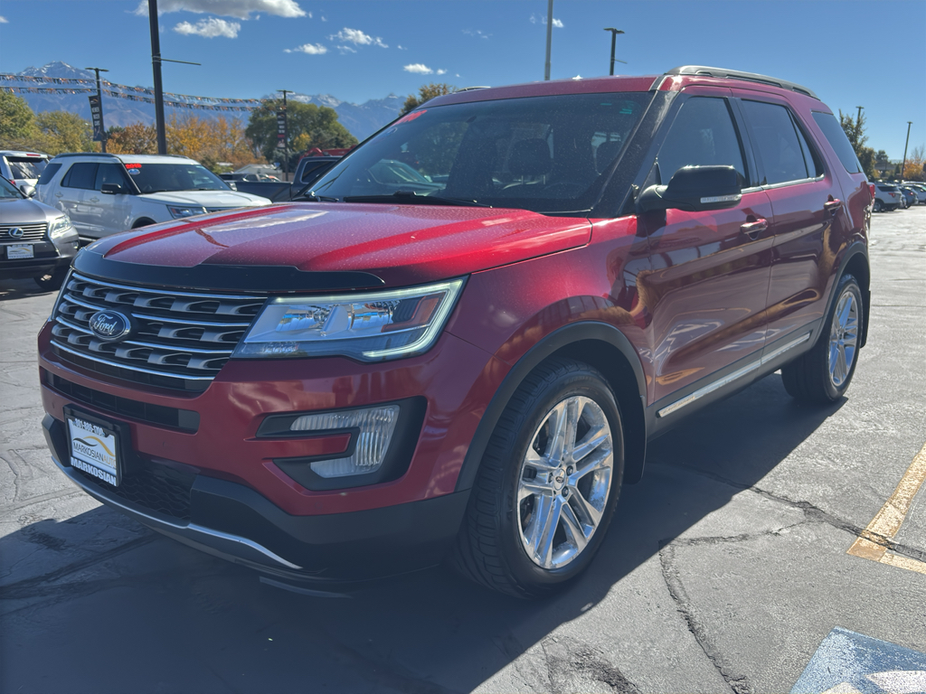 2016 Ford Explorer XLT Sport Utility 4D