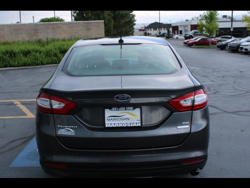 2016 Ford Fusion Sedan