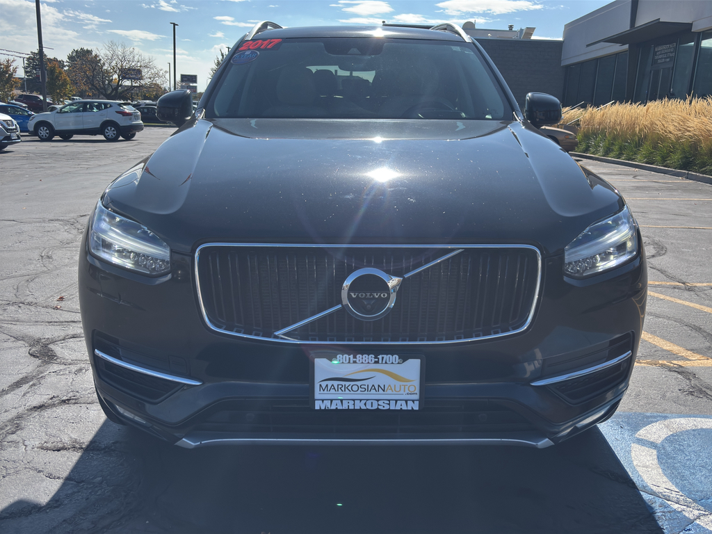 2017 Volvo XC90 T6 Momentum Sport Utility 4D