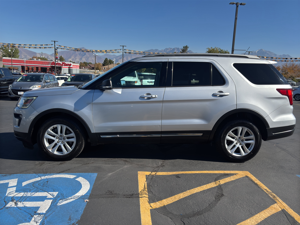 2019 Ford Explorer XLT Sport Utility 4D