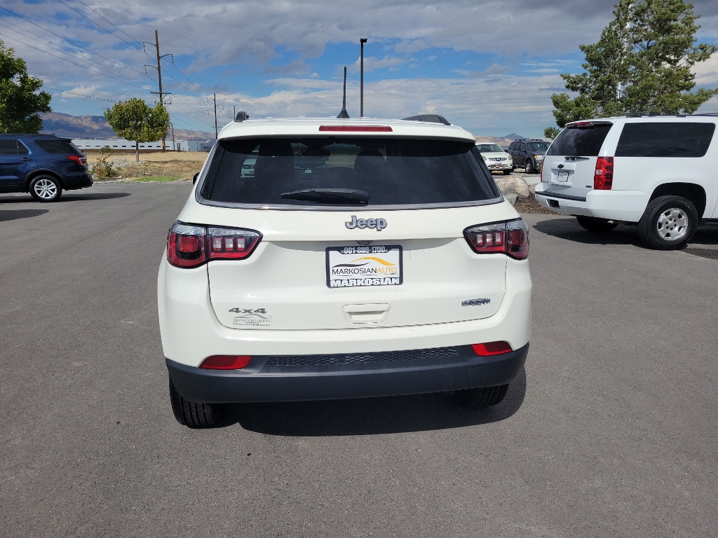 2018 Jeep Compass Latitude Sport Utility 4D