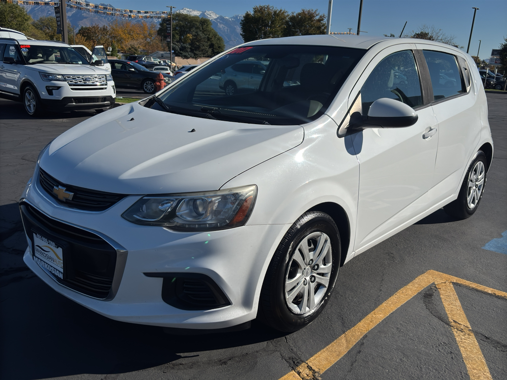 2017 Chevrolet Sonic LT Hatchback 4D