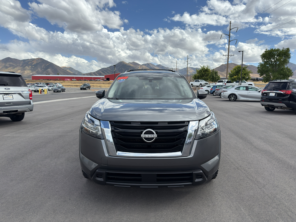 2022 Nissan Pathfinder SV Sport Utility 4D