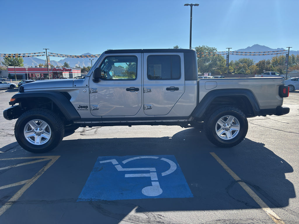2020 Jeep Gladiator Sport S Pickup 4D 5 ft
