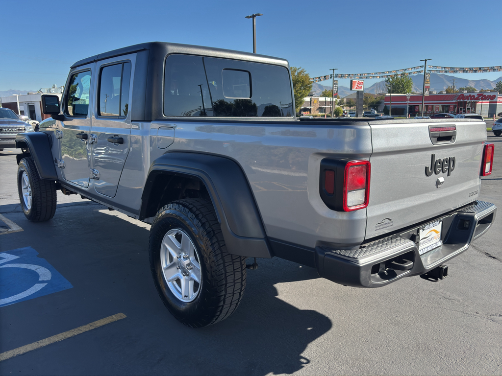 2020 Jeep Gladiator Sport S Pickup 4D 5 ft