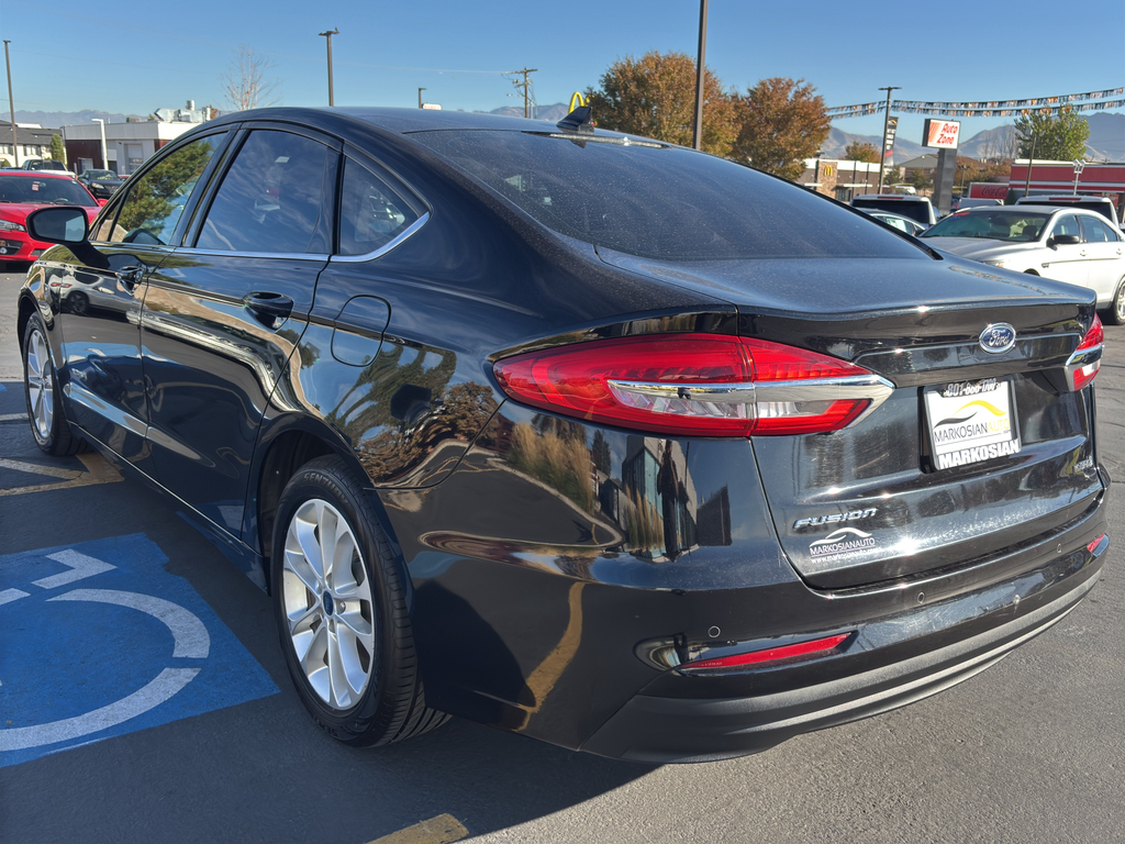 2019 Ford Fusion SE Hybrid Sedan 4D