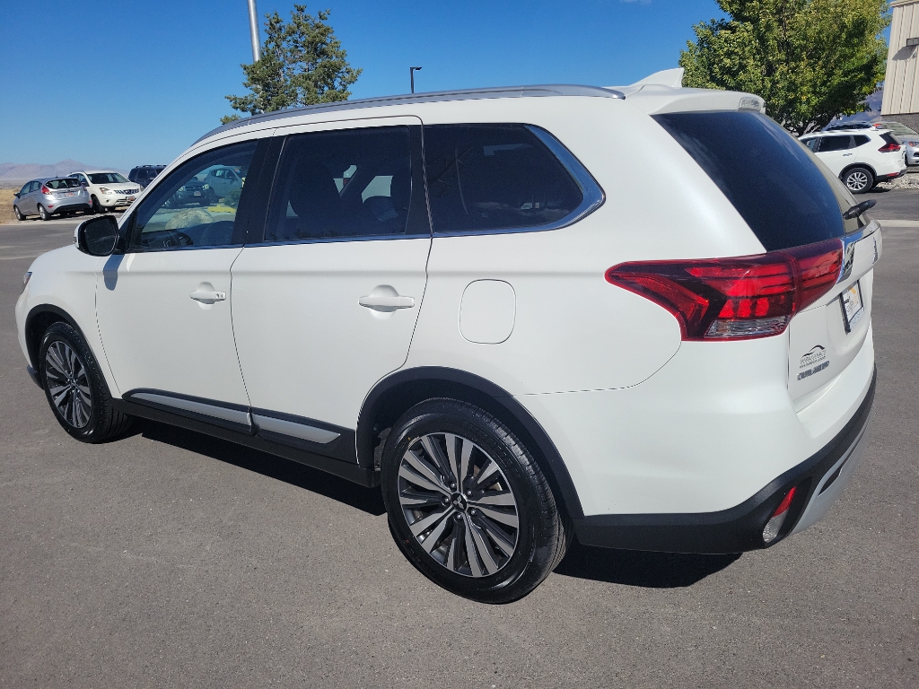 2020 Mitsubishi Outlander SEL Sport Utility 4D