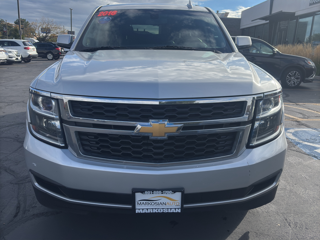 2016 Chevrolet Suburban LS Sport Utility 4D