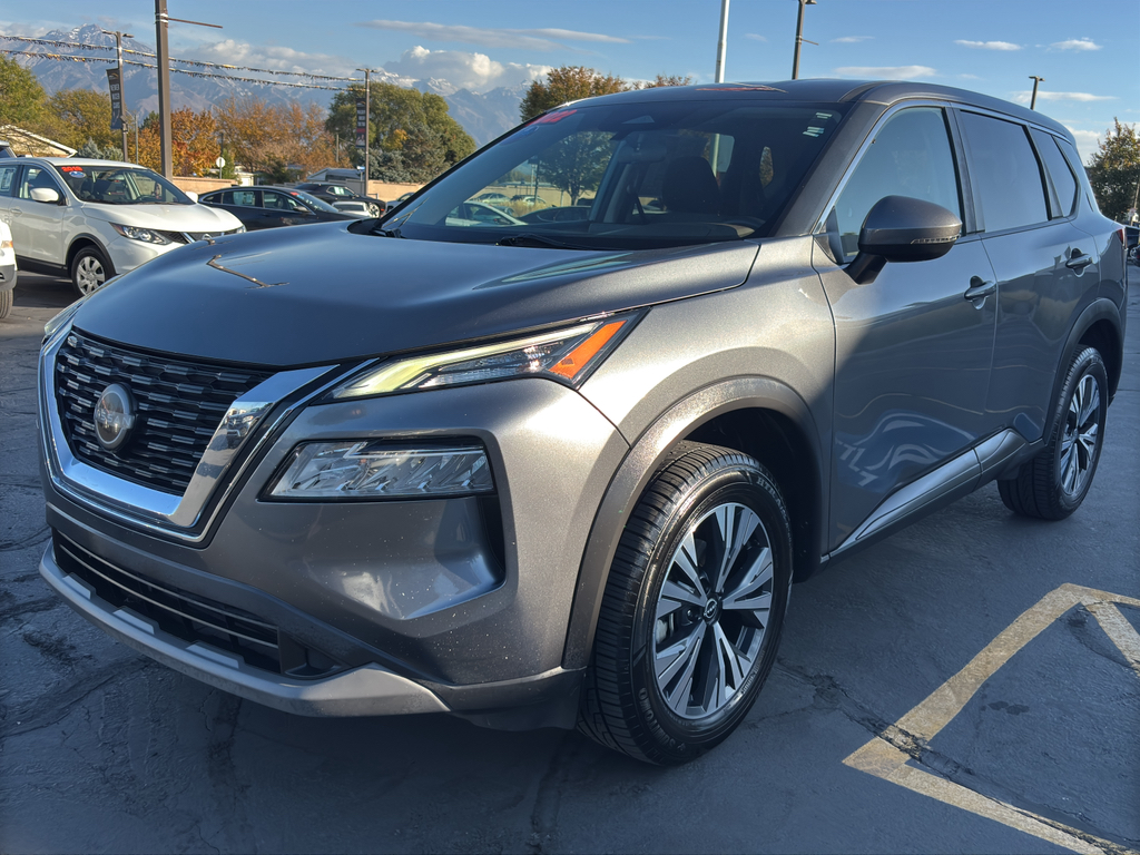 2022 Nissan Rogue SV Sport Utility 4D