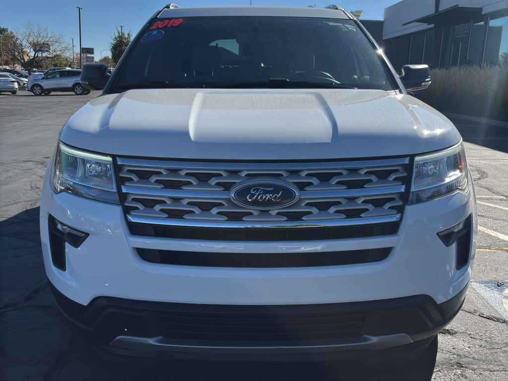 2019 Ford Explorer XLT Sport Utility 4D