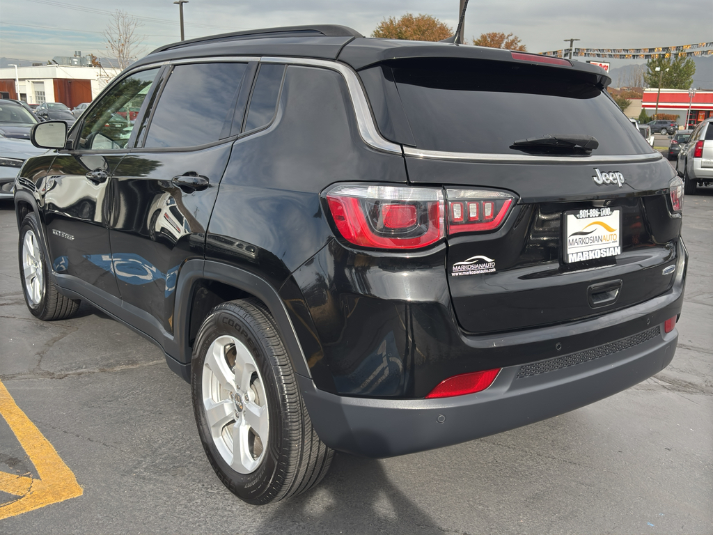 2019 Jeep Compass Latitude Sport Utility 4D