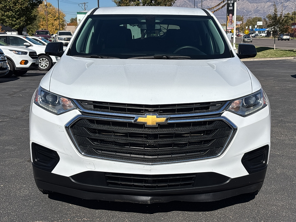 2019 Chevrolet Traverse LS Sport Utility 4D